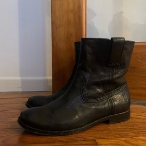 FRYE ANNA SHORTIE BOOTS